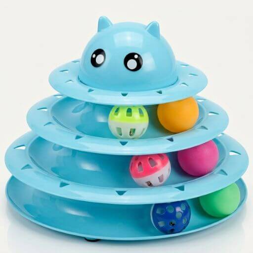 Circuito de bolinhas azul com design de rosto de gatinho no topo para atrair o predador visualmente.